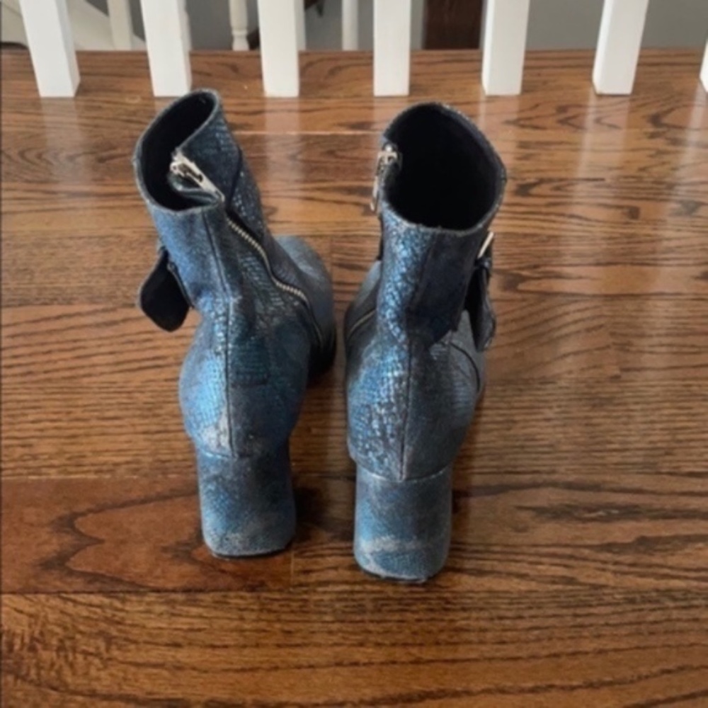 Handmade Snake Textured Blue Booties - Picture 6 of 7